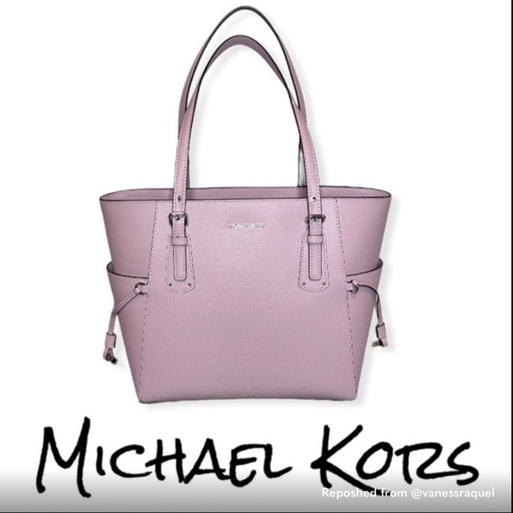 MICHAEL Michael Kors Handbags - Michael Kors Voyager Tote Purse